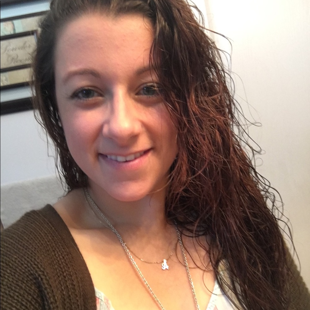 Meet your Posher, Brittany
